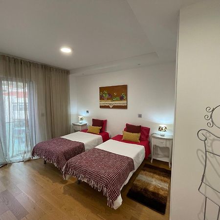 Carreira Residence ฟุงชาล ภายนอก รูปภาพ