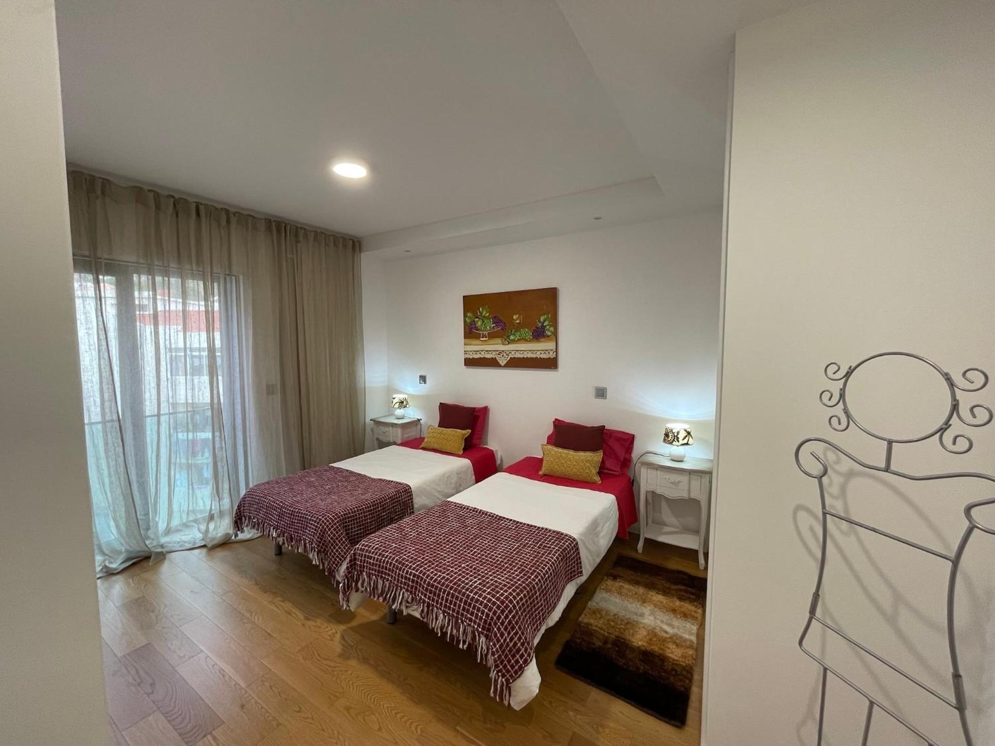 Carreira Residence ฟุงชาล ภายนอก รูปภาพ
