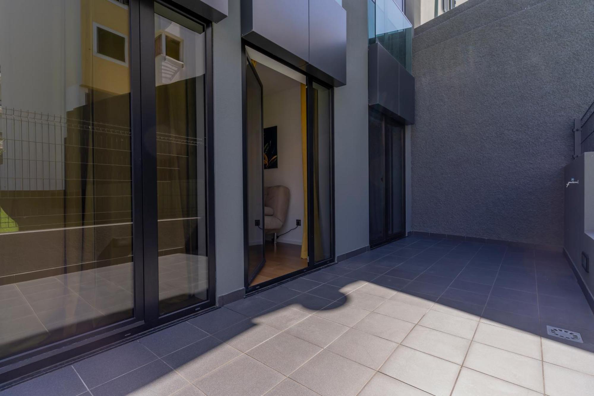 Carreira Residence ฟุงชาล ภายนอก รูปภาพ