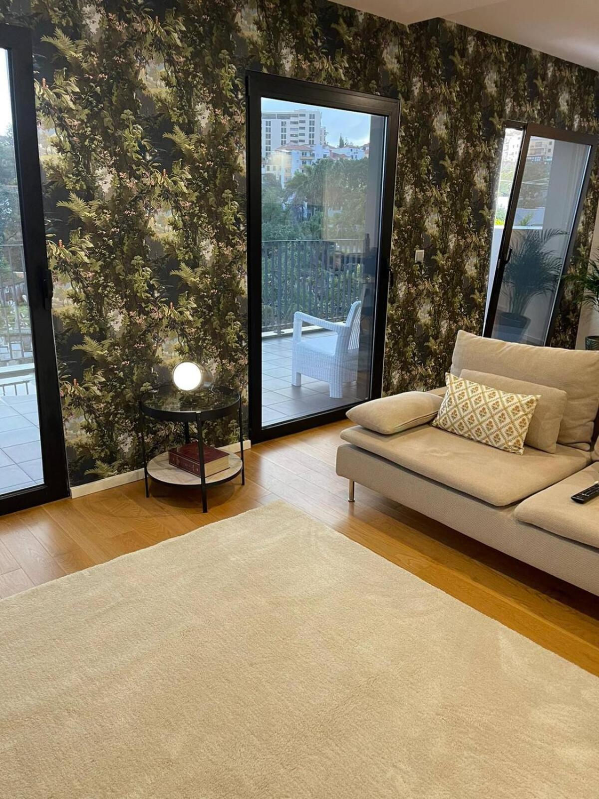 Carreira Residence ฟุงชาล ภายนอก รูปภาพ