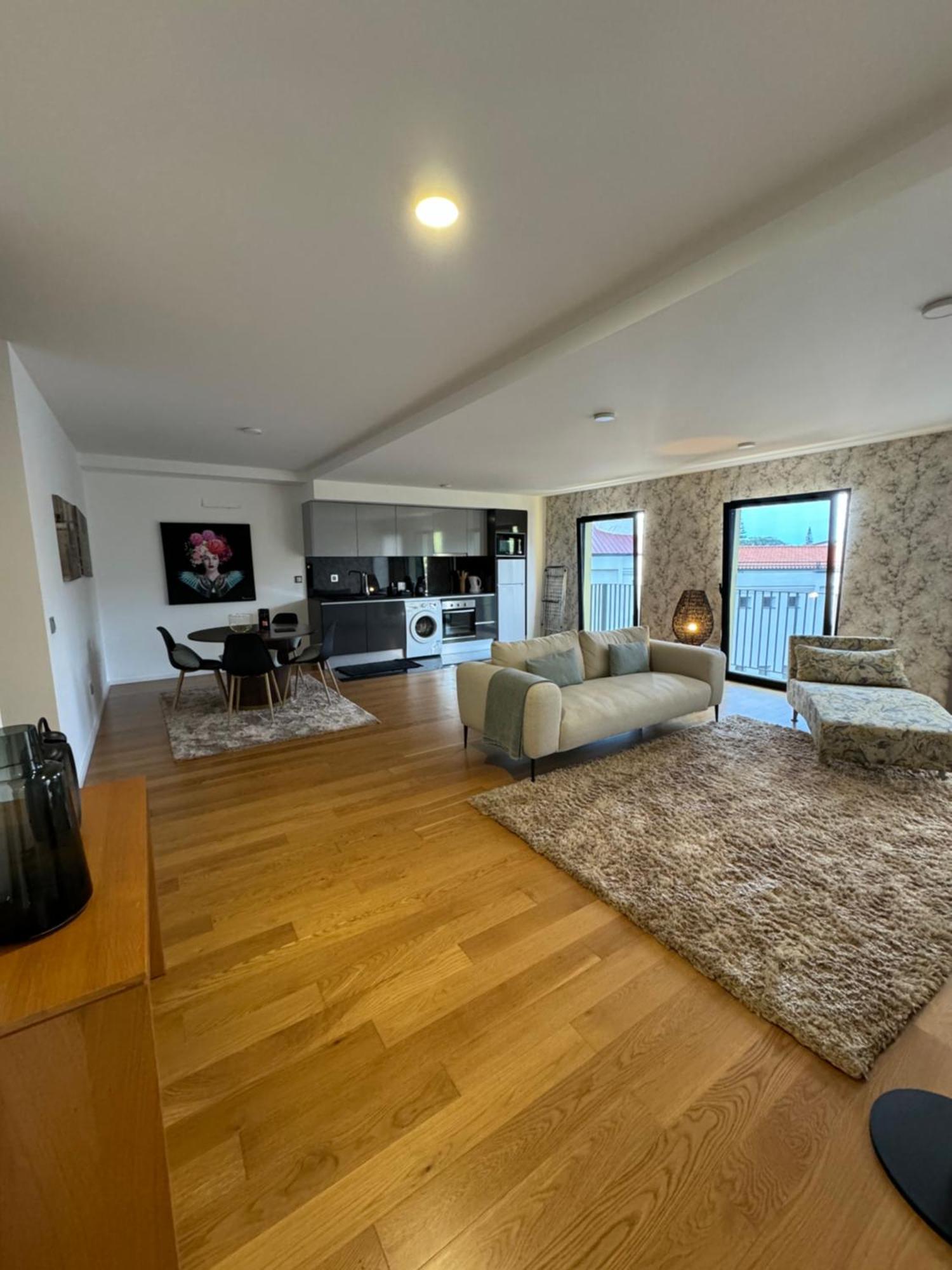 Carreira Residence ฟุงชาล ภายนอก รูปภาพ