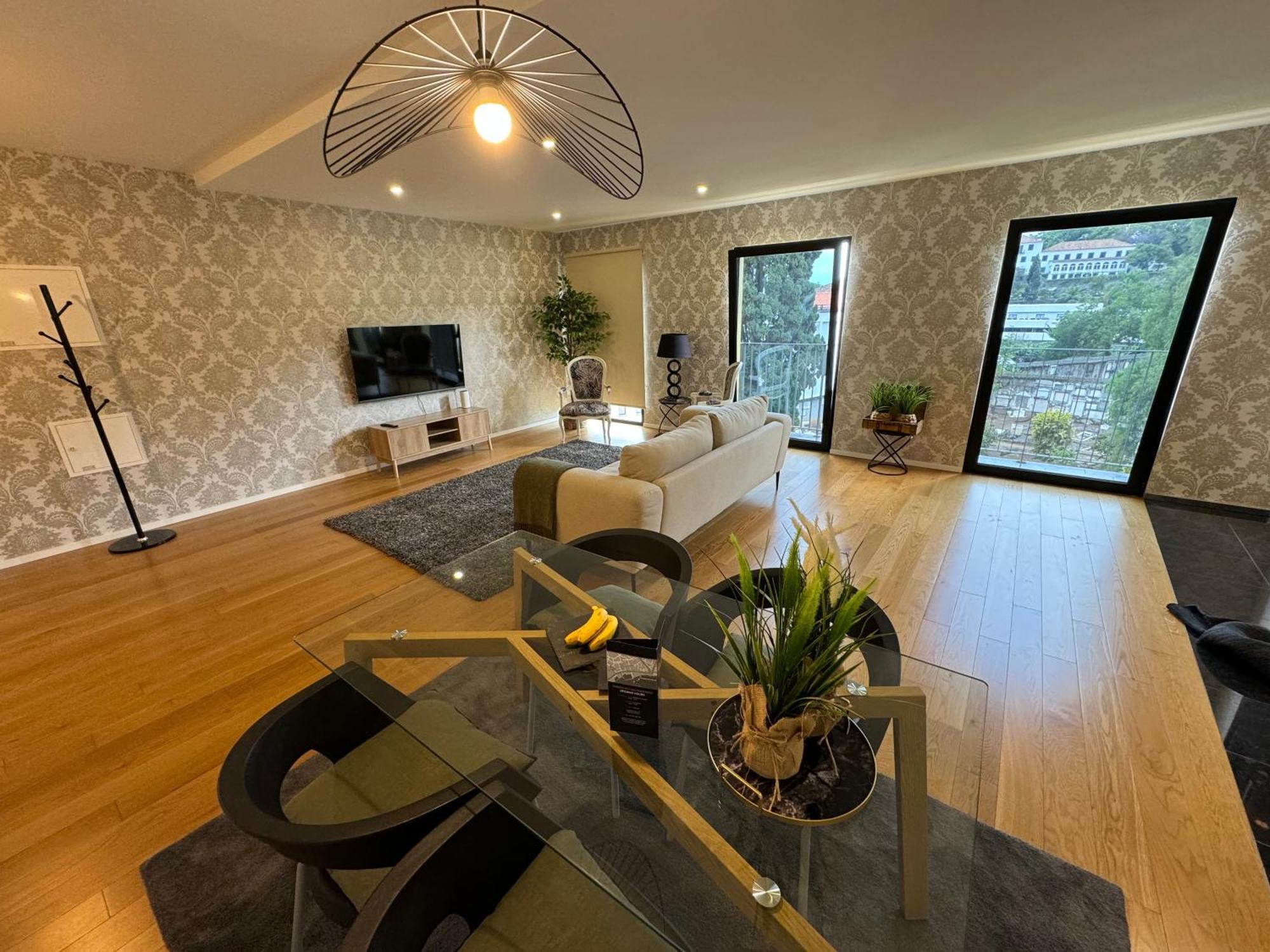 Carreira Residence ฟุงชาล ภายนอก รูปภาพ