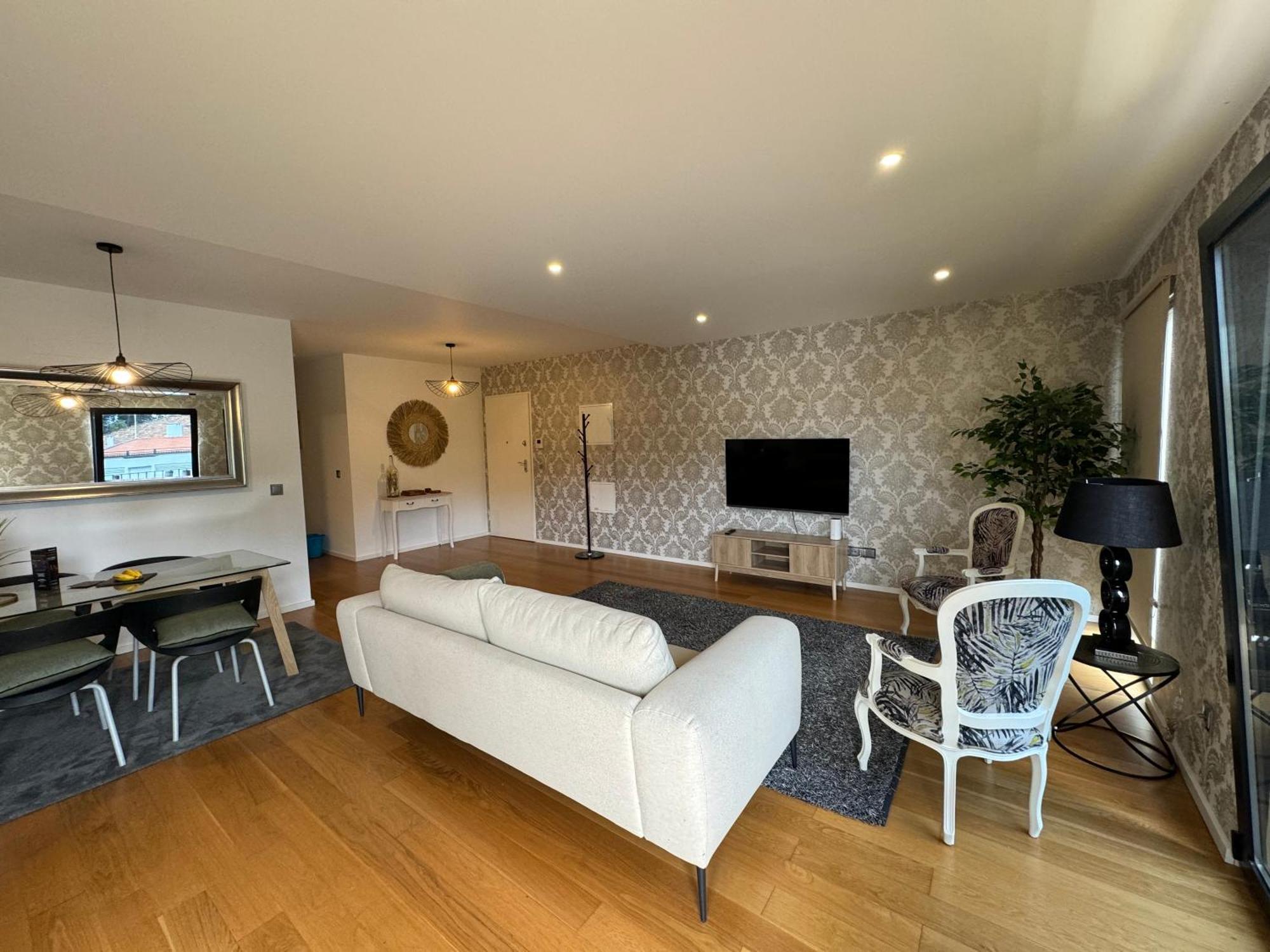 Carreira Residence ฟุงชาล ภายนอก รูปภาพ