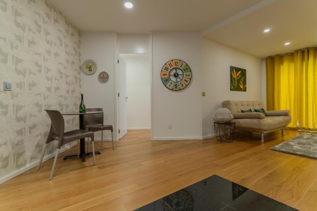 Carreira Residence ฟุงชาล ภายนอก รูปภาพ