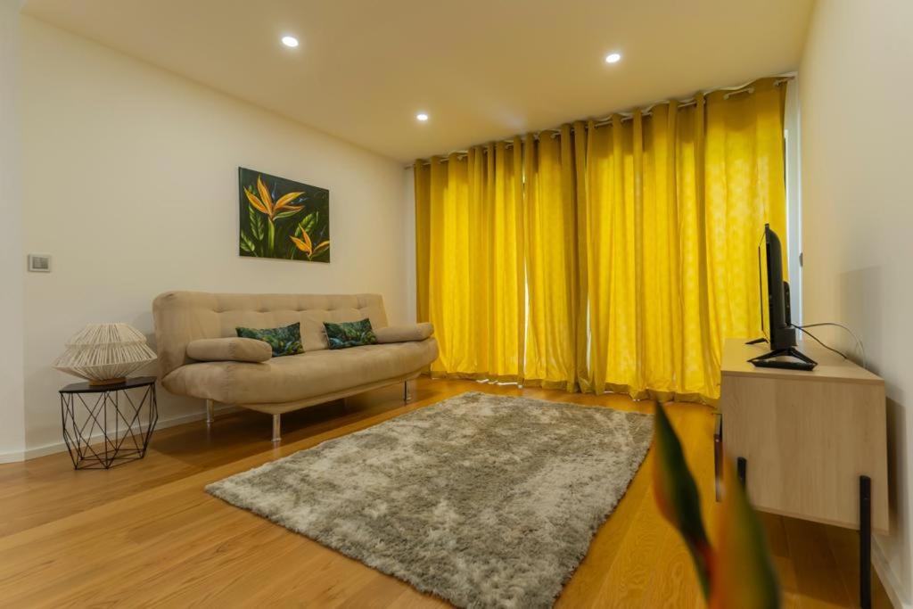 Carreira Residence ฟุงชาล ภายนอก รูปภาพ