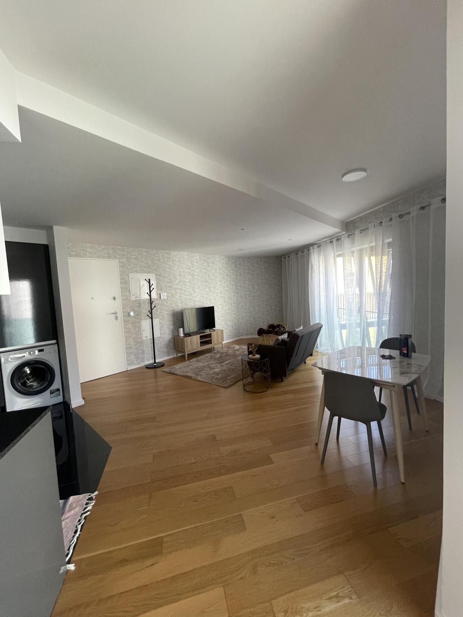 Carreira Residence ฟุงชาล ภายนอก รูปภาพ